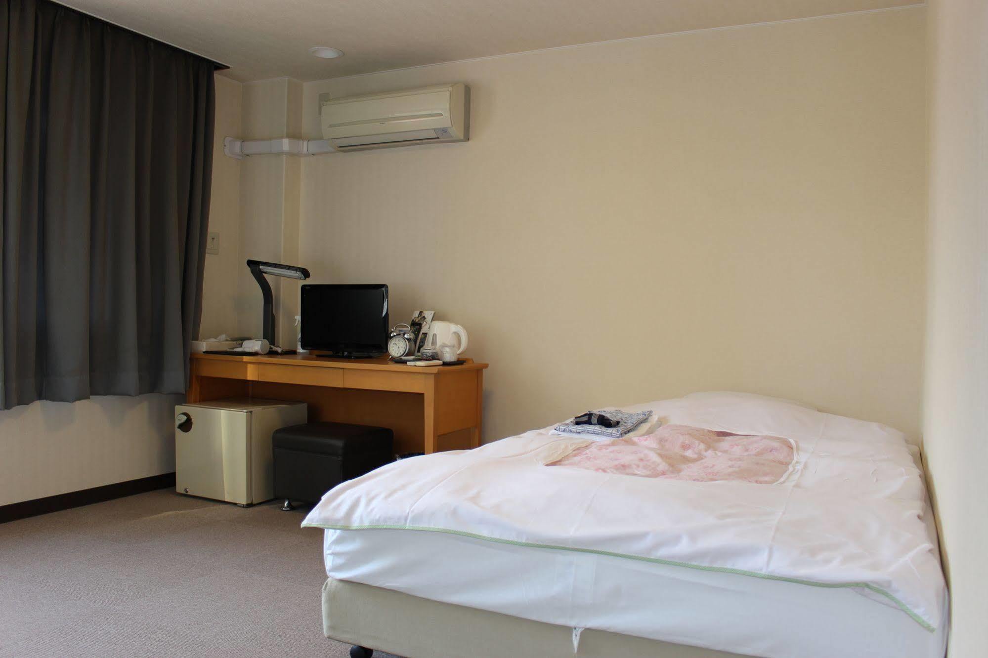 Hotel Higashihiroshima Hills Saijo Esterno foto