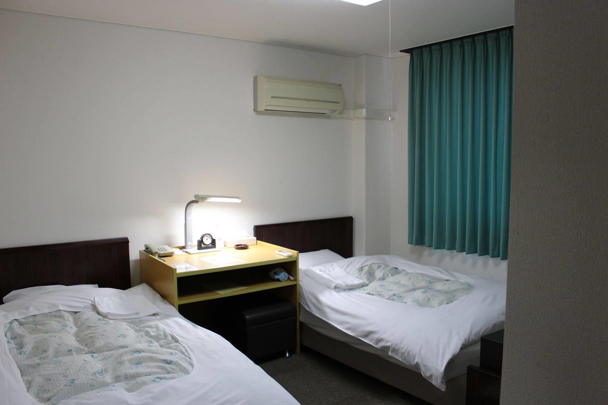 Hotel Higashihiroshima Hills Saijo Esterno foto